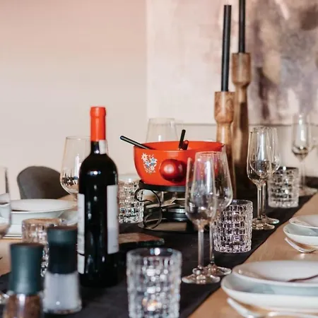 Vakantiehuis A&y Zum Goldenen Hirsch By Interhome Davos